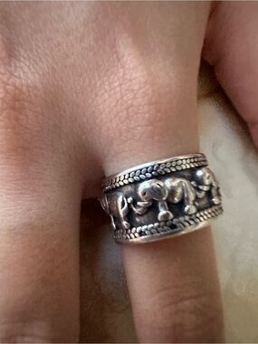 Sterling Silver Elephant Band Ring - Silver​